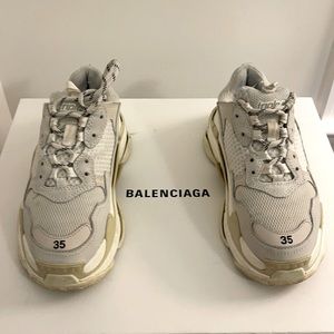 Balenciaga Triple S